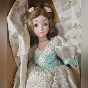Vintage Ashton Drake Victorian Lady Porcelain Doll. New.